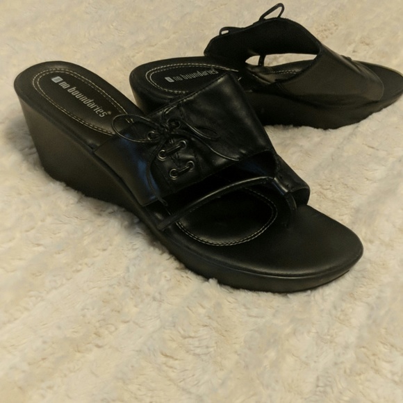 Shoes - Picture 6 of 8